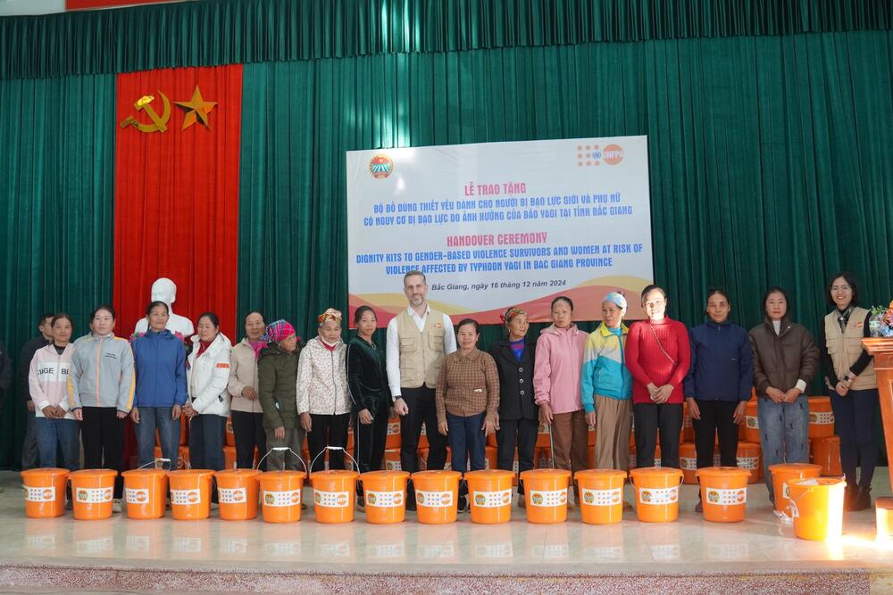 UNFPA in Viet Nam Representative and people in Bac Giang