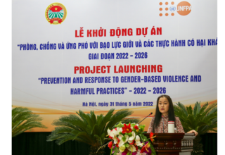 Bà Naomi Kitahara, Trưởng đại diện UNFPA tại Việt Nam, tại Lễ Khởi động dự án