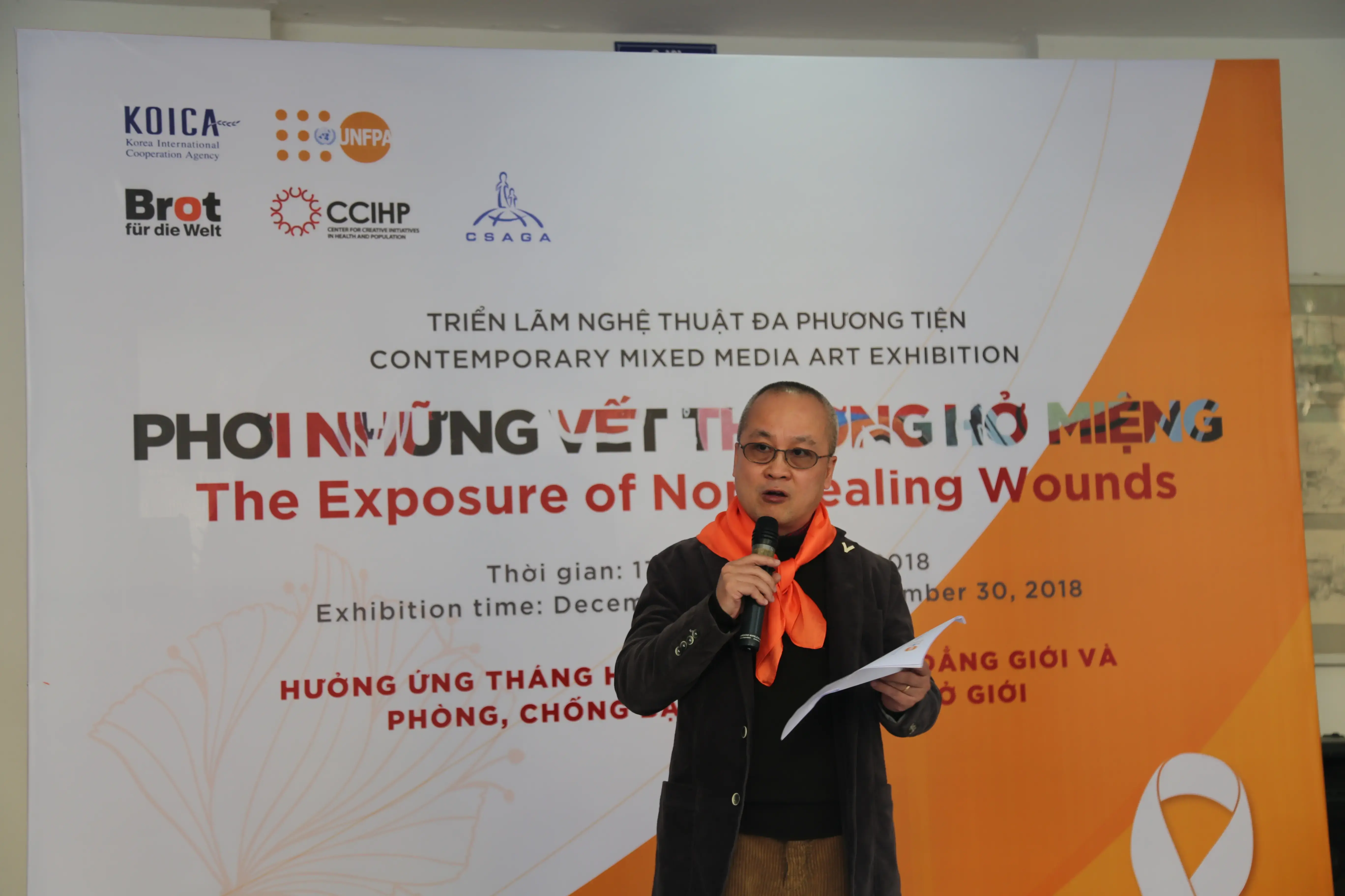 Bài phát biểu của Ông Lê Bạch Dương, Trợ lý trưởng đại diện UNFPA tại triển lãm nghệ thuật "Phơi những vết thương hở miệng"