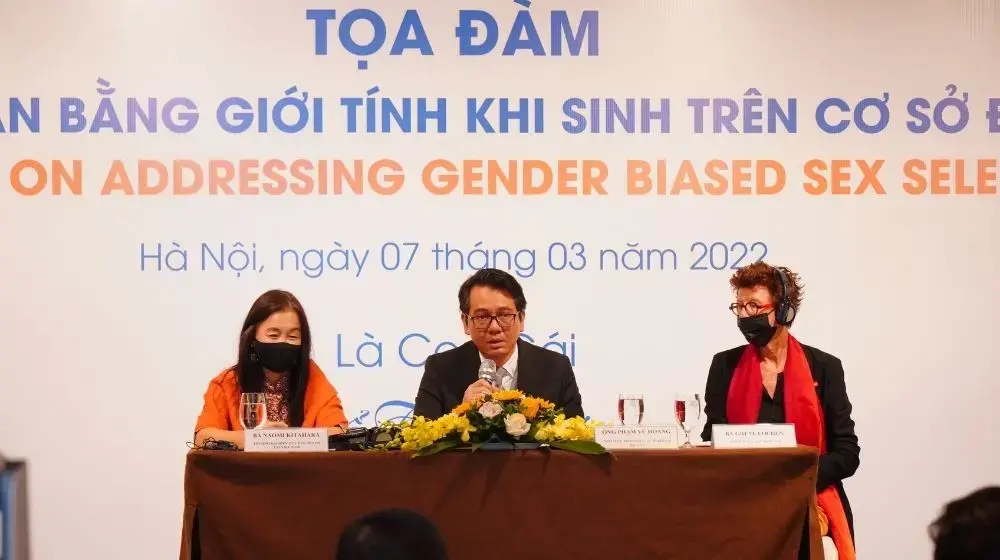 Dialogue on addressing gender-biased sex selection  and promoting men’s roles in social and family settings